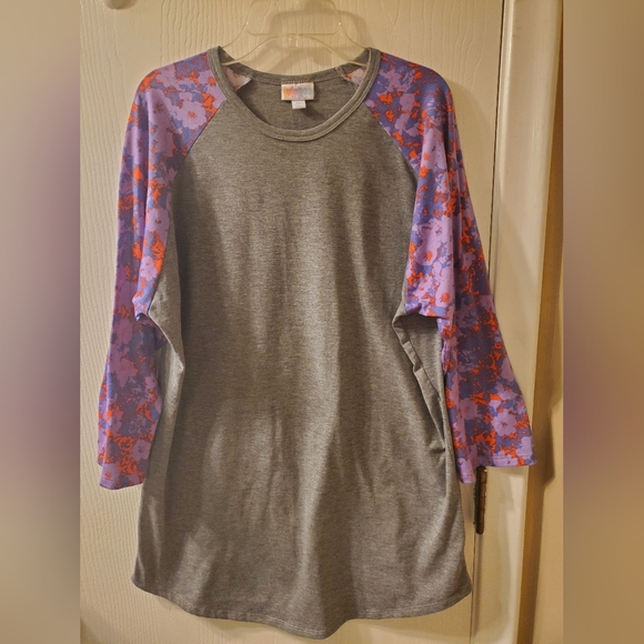 LuLaRoe top - Picture 1 of 6